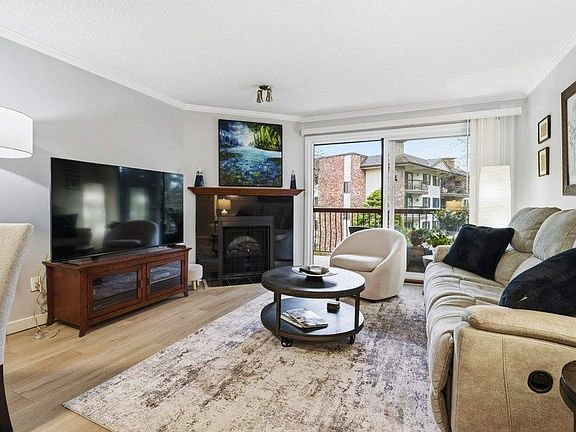 2nd image of 10220 Ryan Rd #207