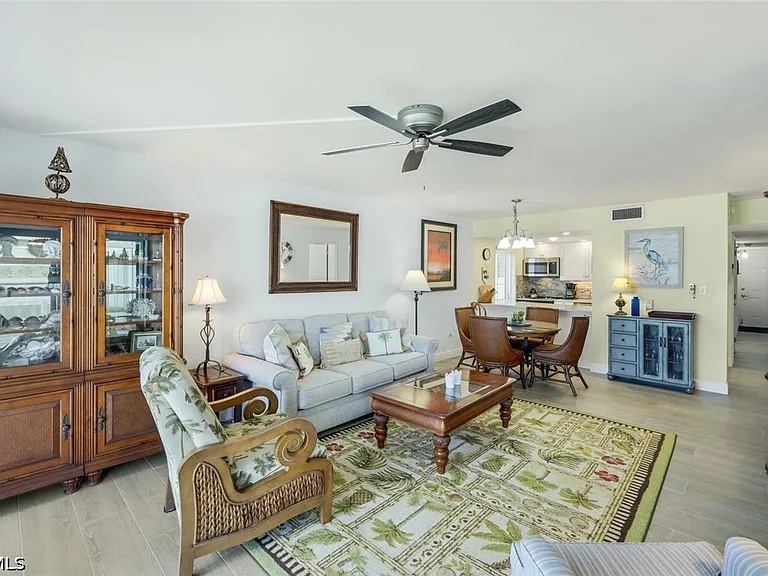 25840 Hickory Blvd #B301 — Photo 8