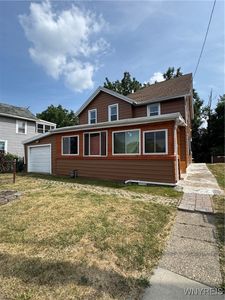 1739 Lockport St, Niagara Falls, NY, 14305