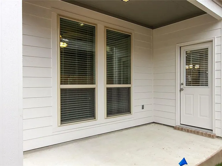 3240 E Whitestone Blvd #85 — Photo 39