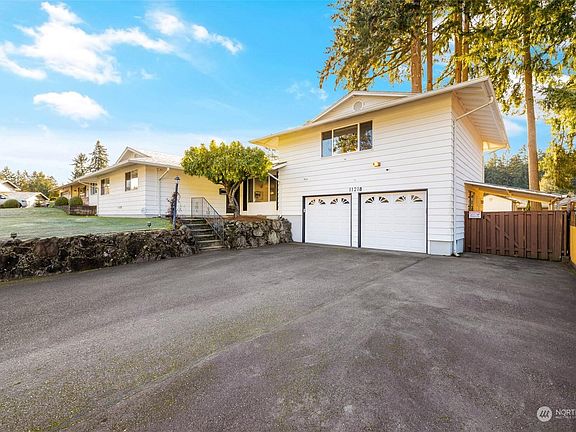 4th image of 11218 109th St SW