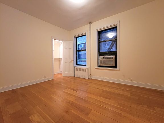 4th image of 251 W 81st St #4P