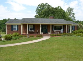 1179 Pine Knolls Rd, Kernersville, NC 27284