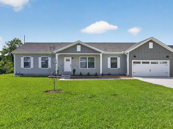 2499 River Ranch Dr, Cookeville, TN 38501