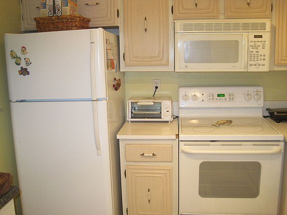       Kitchen View #2