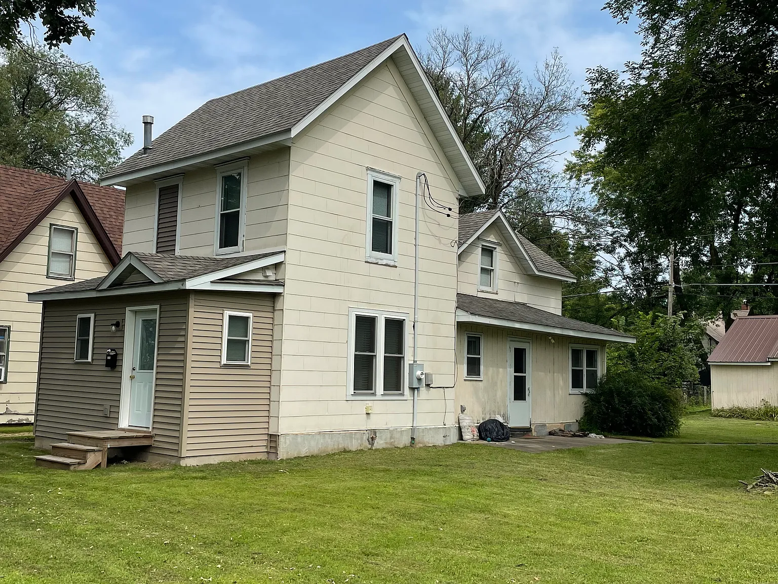 3 bed, 1250 sqft, $1,280 — Photo 2