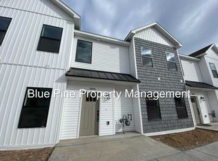 2894 Sunburst Dr, Ammon, ID 83406
