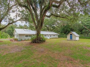 18709 30th St, Lutz, FL 33559