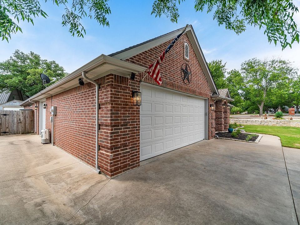 3909 Angelina Ct N, Granbury, TX 76049 MLS 20376024 Zillow