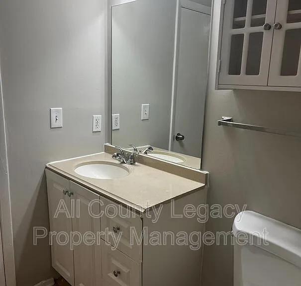 2942 Spruce Cir — Photo 9