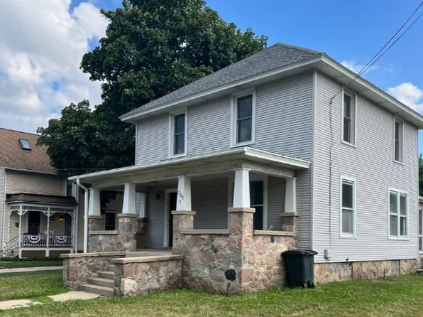 705 E Grant Hwy, Marengo, IL 60152