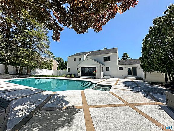 3rd image of 91 Lockwood Road