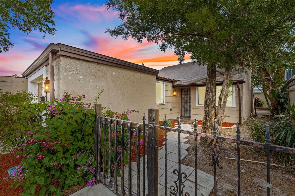 01-Front Exterior Virtual Twilight