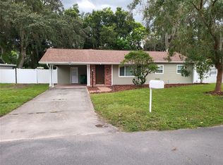 39014 Manor Dr, Zephyrhills, FL 33542