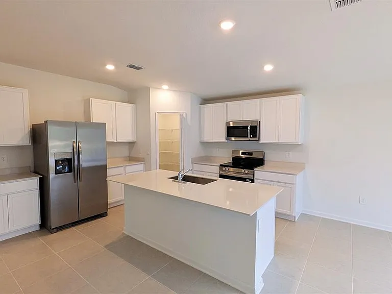 2838 Pennachio Dr — Photo 14