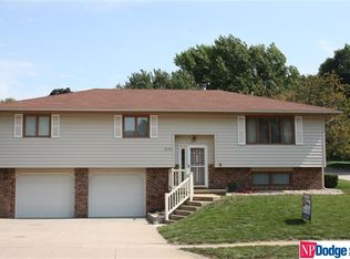 1250 Walnut Dr, Arlington, NE 68002