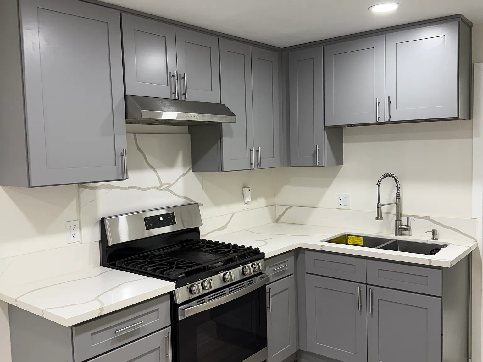 Studio, 220 sqft, $1,350 — Photo 3