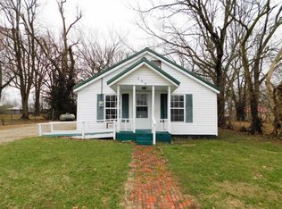 132 Raccoon Ln, Marshfield, MO 65706