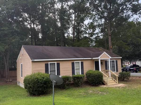 16005 Tipton Cir, South Chesterfield, VA 23834