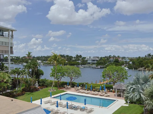3545 S Ocean Blvd APT 404, South Palm Beach, FL 33480