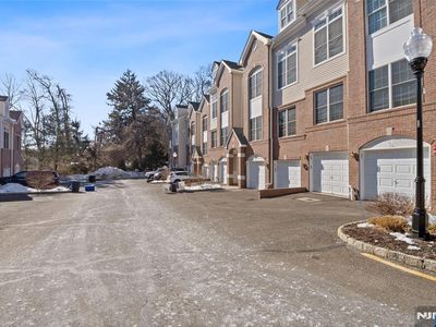 3 Ashley Ct, Hawthorne, NJ, 07506