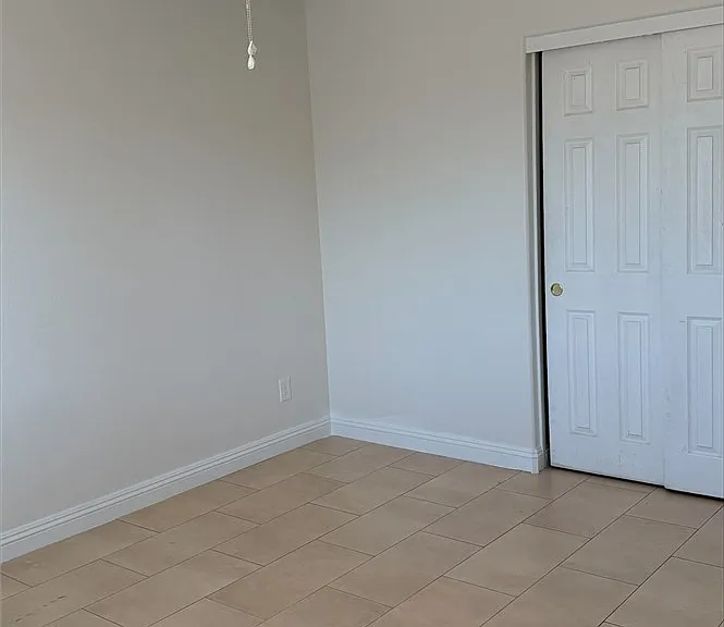 4820 Patterson Ave — Photo 14