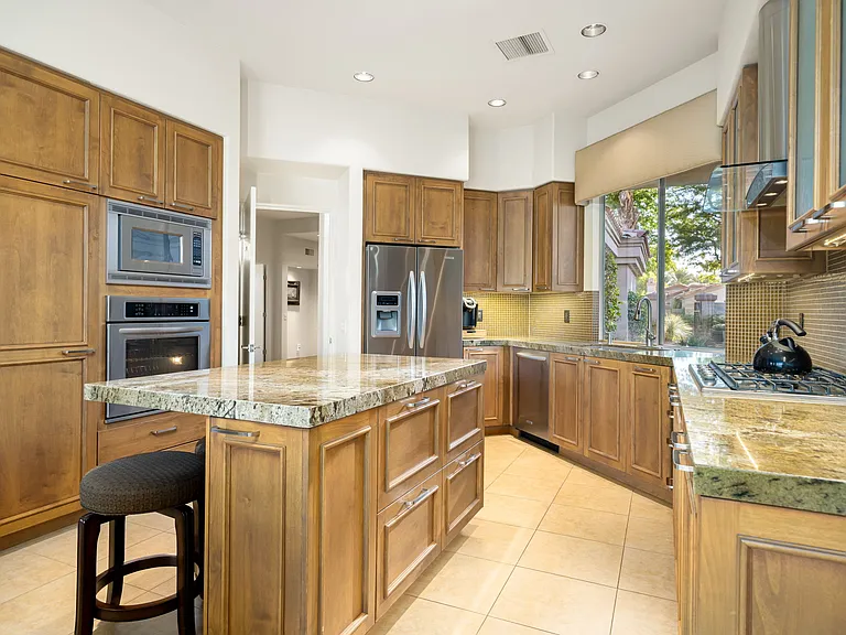 293 Desert Holly Dr — Photo 12
