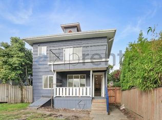 3052 22nd Ave W UNIT B, Seattle, WA 98199