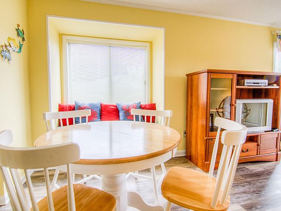 5th image of 2503 W Ft Macon Road #106a