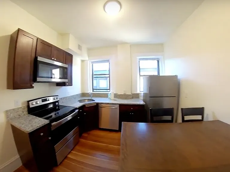 1463 Beacon St #43 — Photo 3