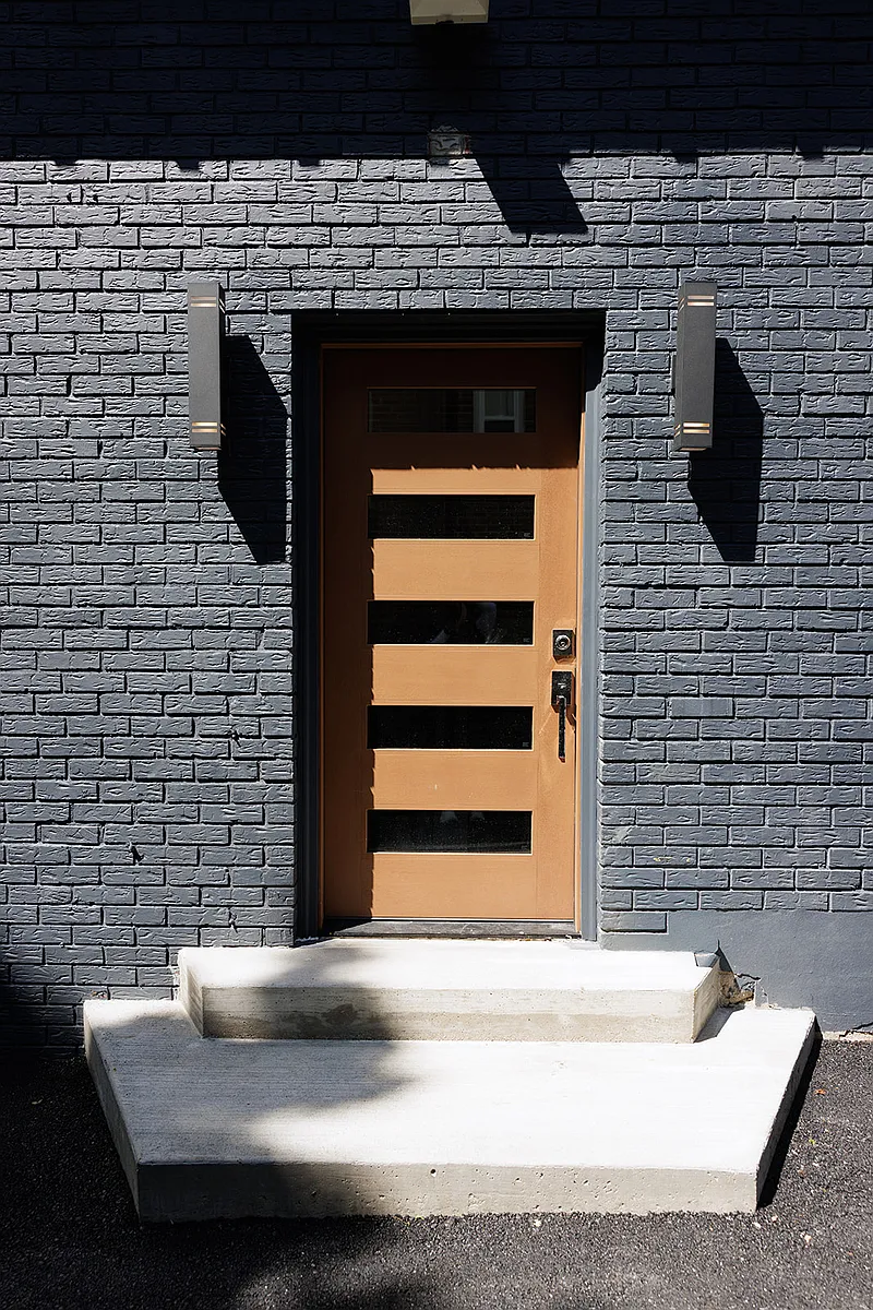 Building Photo - 6305 Englewood Ave #2