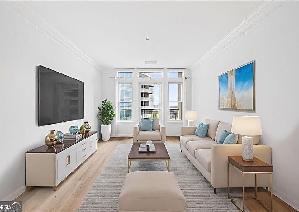1st image of 3334 Peachtree Rd NE APT 905