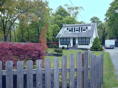352 S South Country Road, Brookhaven, NY, 11719