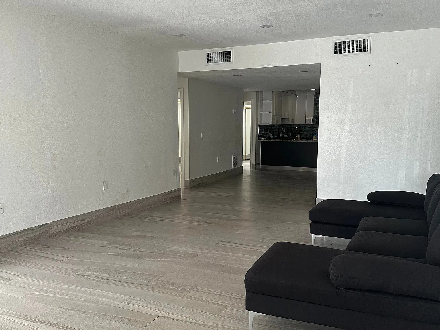 5 bed, 1832 sqft, $4,500 — Photo 3