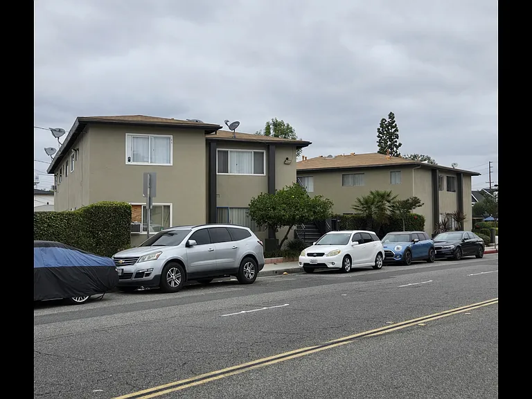 13911 Norwalk Blvd — Photo 2