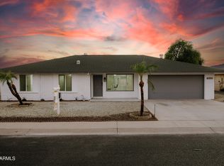 10261 W Oak Ridge Dr, Sun City, AZ 85351