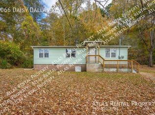 9066 Daisy Dallas Rd, Soddy Daisy, TN 37379