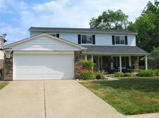 45520 Fieldstone Dr, Canton, MI 48187