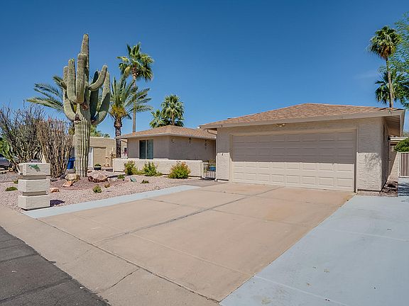 2nd image of 26006 S Jardin Dr
