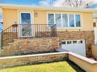 45 Hudson Pl, Staten Island, NY 10303