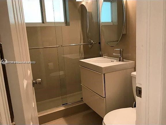 5th image of 1135 Euclid Ave #103