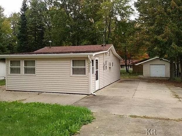 1st image of 4802 Glenwood Dr