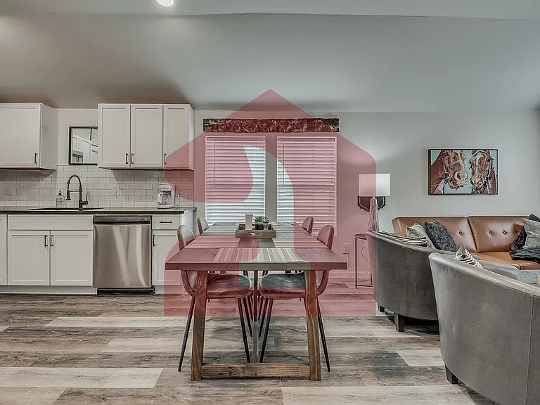 208 E Mosier St — Photo 21