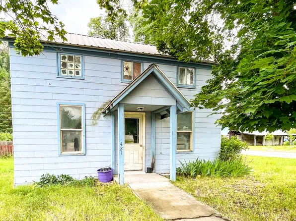 421 Center Ave, Northport, WA 99157