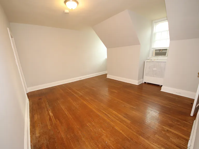 4109 Roland Ave #3F — Photo 12