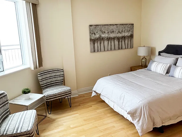 1025 Canadian Shield Ave — Photo 4