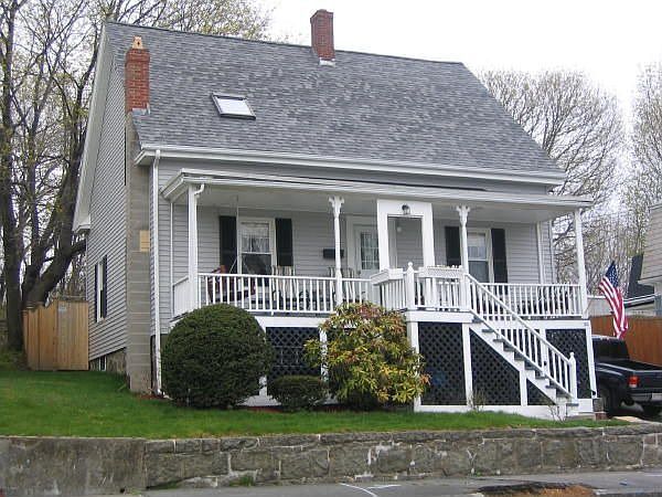 PRISTINE COLONIAL FARMHOUSE!