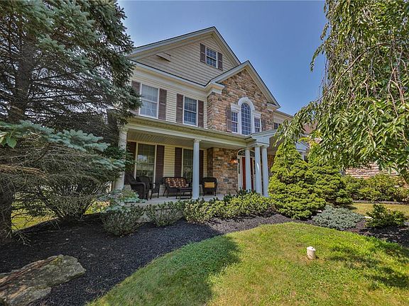 2nd image of 1838 Viola Ln