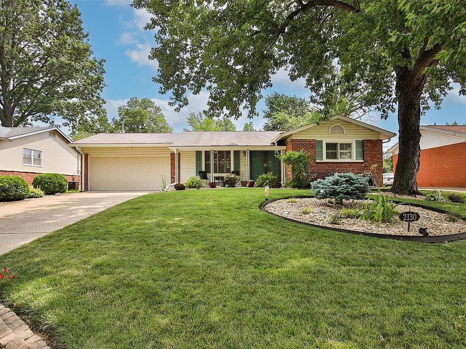 1st image of 2130 Somerset Dr