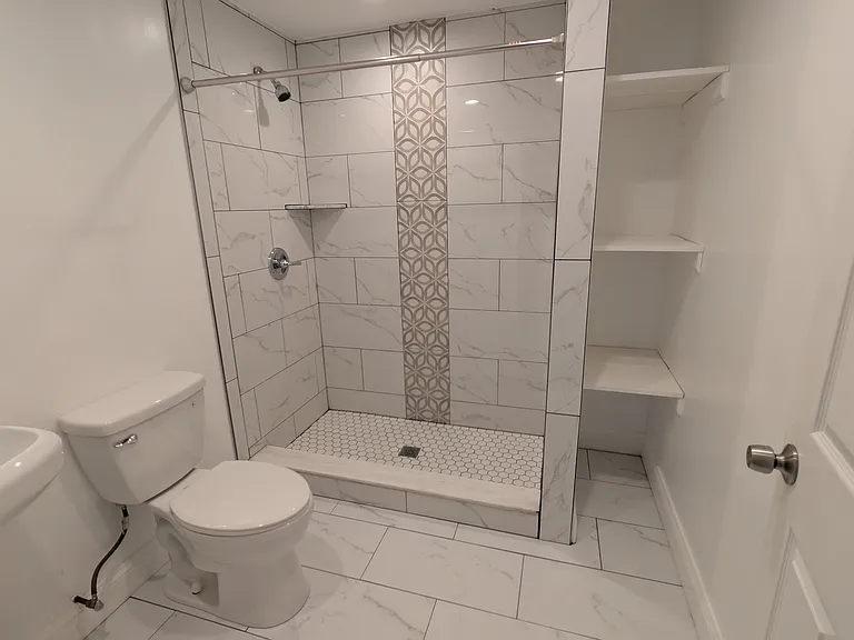 5612 Sutherland Ct — Photo 28